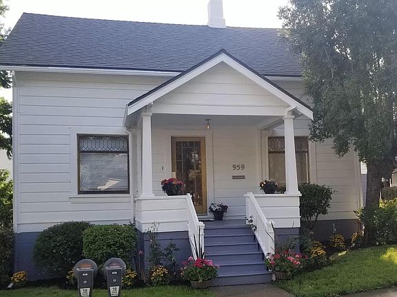 2nd image of 959 Toro St