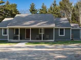 3 Valley Rd, Boothbay, ME 04537