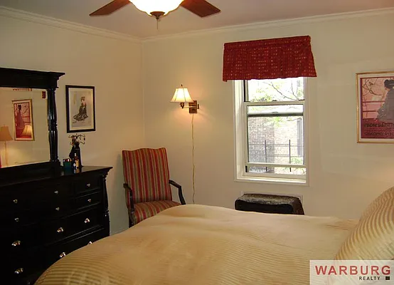 Sold by Warburg | media 19