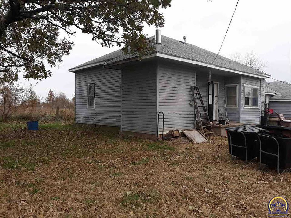 2nd image of 108 Beta St