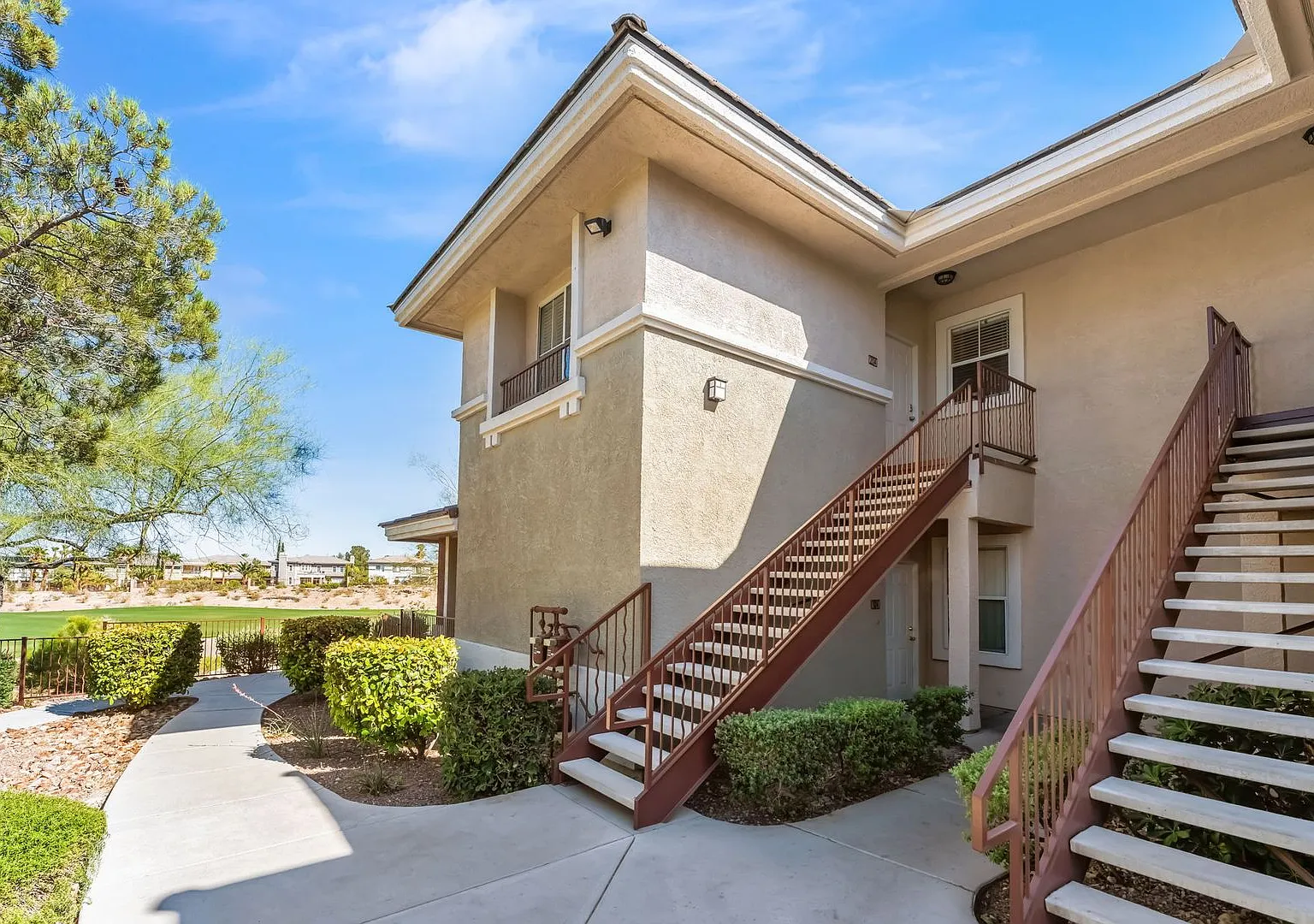 Fully Furnished with Golf Course View Condo in Gated Summerlin Community — Photo 4