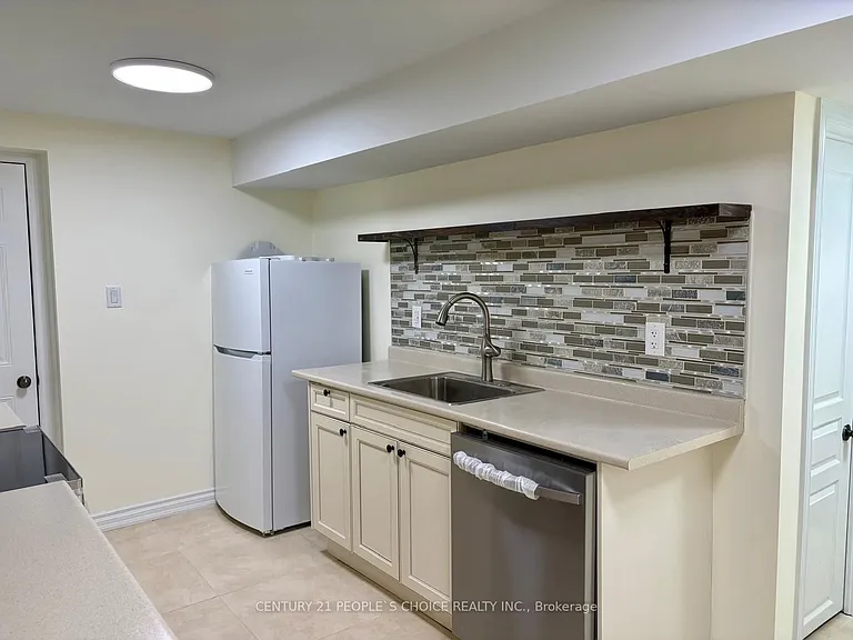 24 Yardmaster Dr #BASEMENT — Photo 3