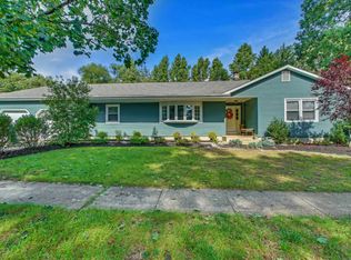 7 McFadden Dr, Monroe Township, NJ