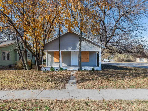 3045 N Arkansas Ave, Wichita, KS 67204