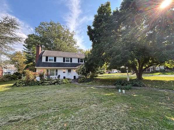 1010 Salisbury Ct