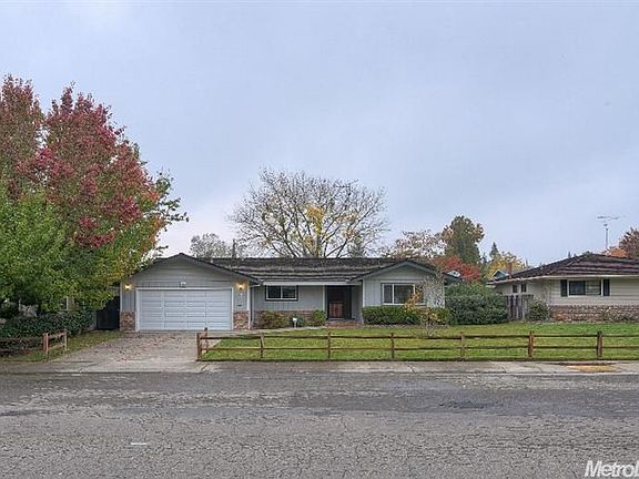 3rd image of 4609 Stollwood Dr