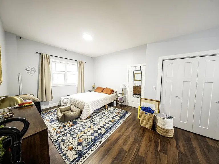 930 N Richmond St #1R — Photo 4