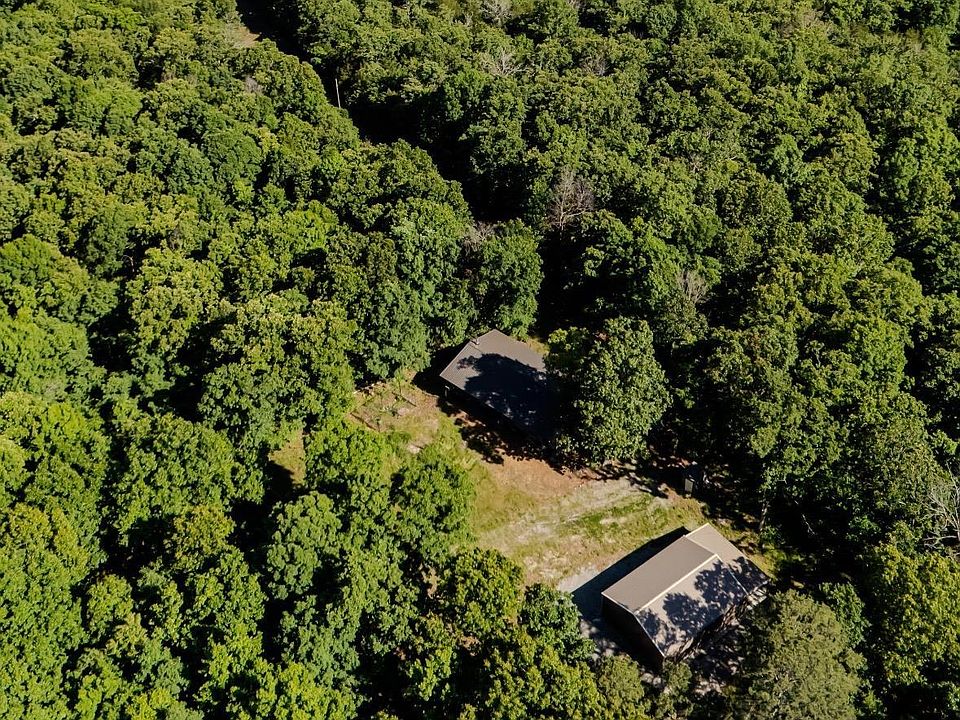 1st image of 2101 Persimmon Pond Rd