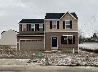 173 Carriage Cir, Amherst, NY 14221