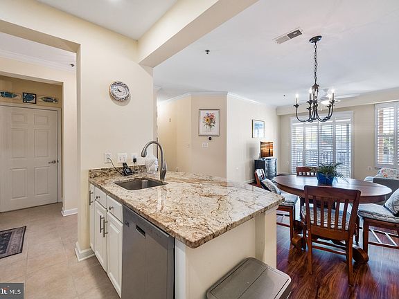 5th image of 10328 Sager Ave Unit 424