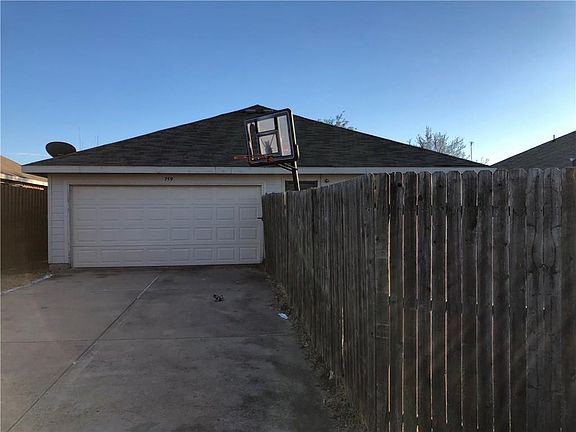 2nd image of 759 Panola Dr