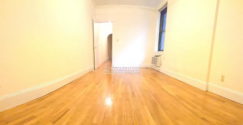 Rented by Manhattan Connection | media 34