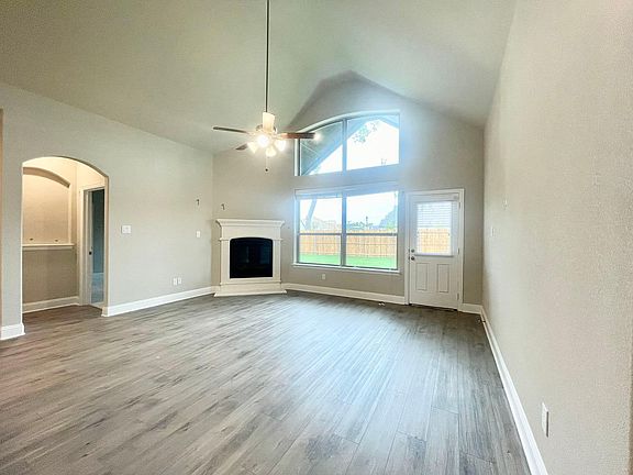 3rd image of 2918 Pronghorn Dr