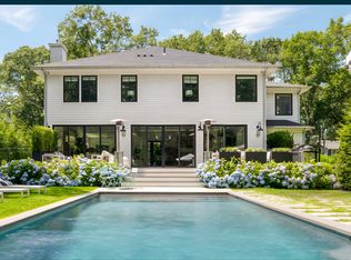 84 Wildwood Rd, Sag Harbor, NY 11963