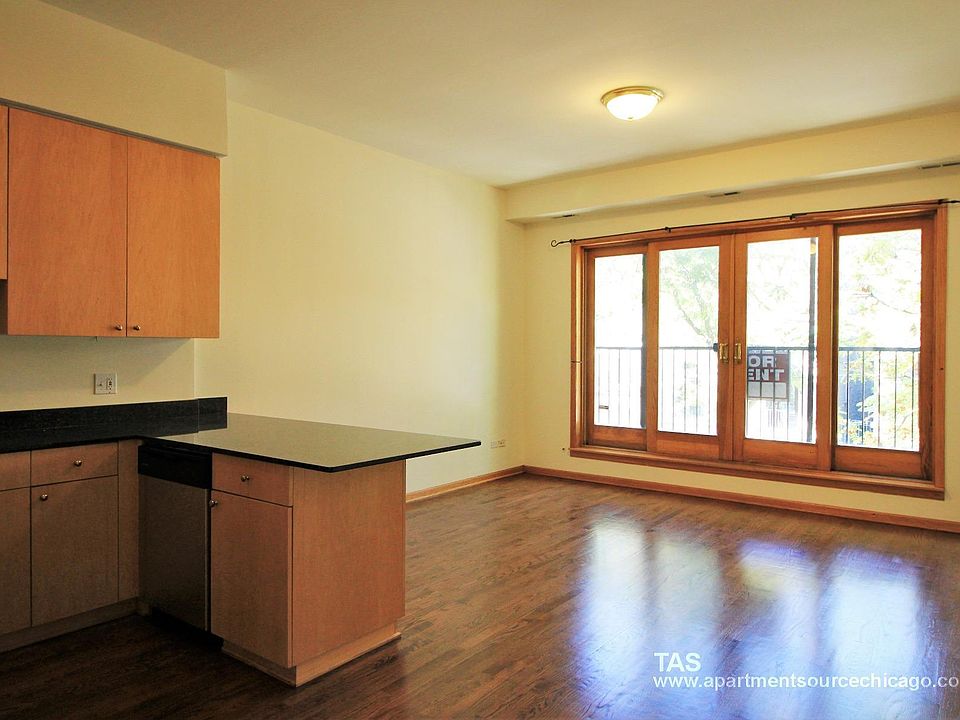 1st image of 1445 N Wieland St #4td0j31s1