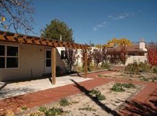 9016 Lagrima De Oro Rd NE, Albuquerque, NM 87111