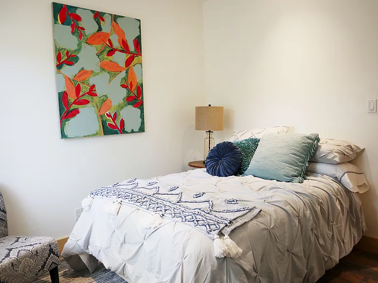 548 Campbell St — Photo 10