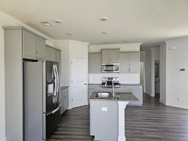 422 Yellow Fox Rd — Photo 7