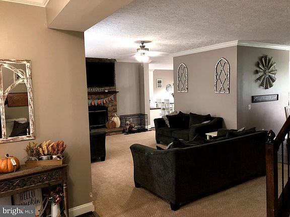 4th image of 6729 Timberbrook Ln