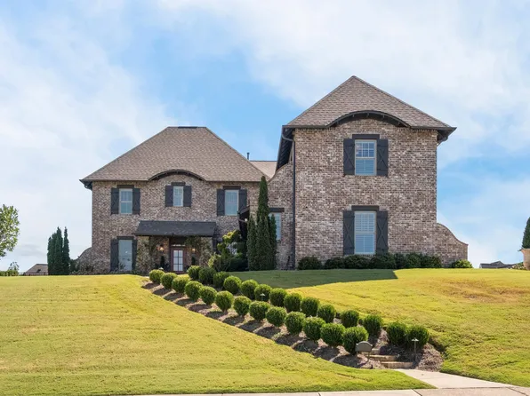 883 Vestlake Ridge Dr, Vestavia, AL 35242