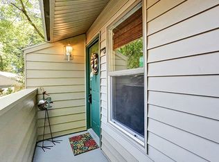 4402 SW Dickinson St, Portland, OR 97219