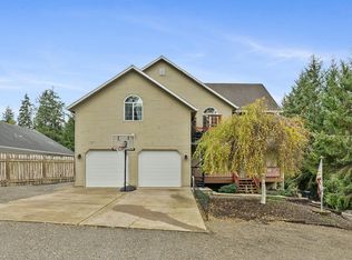 3530 Redwood Way, Tillamook, OR 97141