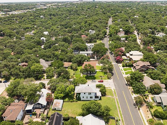 5th image of 1109 Travis Heights Blvd