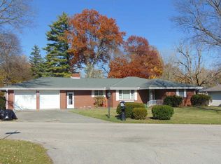 3800 W Peachtree Ln, Muncie, IN 47304