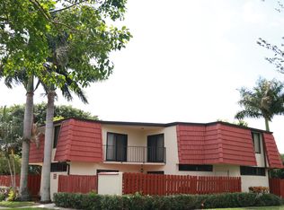 3679 Victoria Dr, West Palm Beach, FL 33406