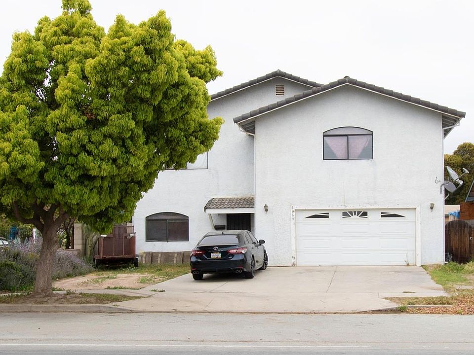 2nd image of 1069 Palm Ave