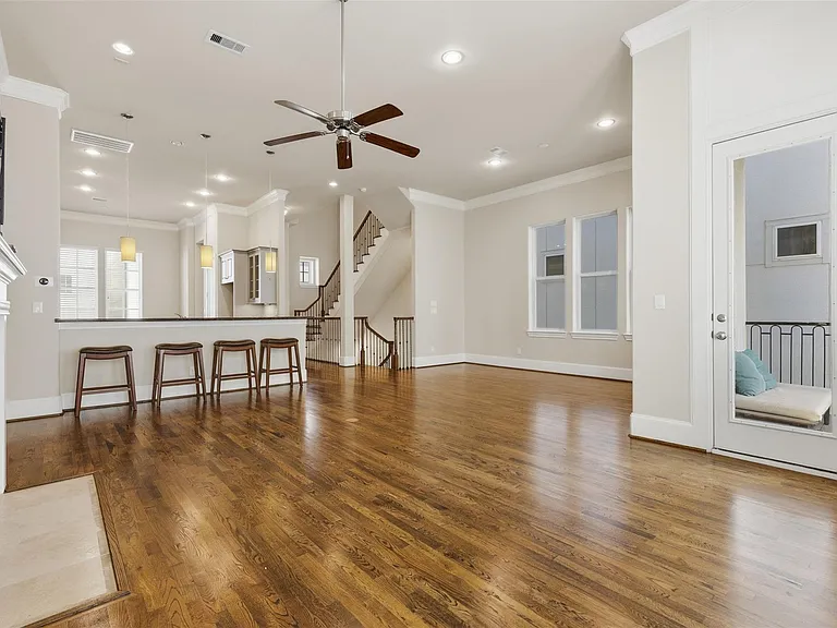 2707 Cohn Trl — Photo 13
