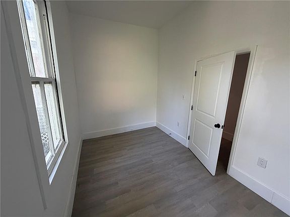 5th image of 504 George St