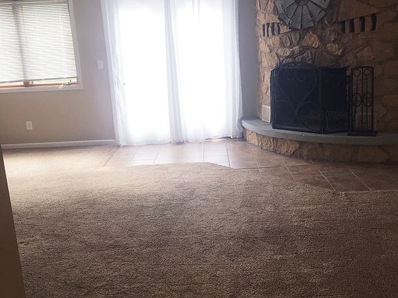 5th image of 87 Scott Dr