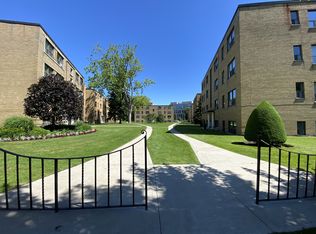 12 Bexhill Ct, Toronto, ON M9A 3A8