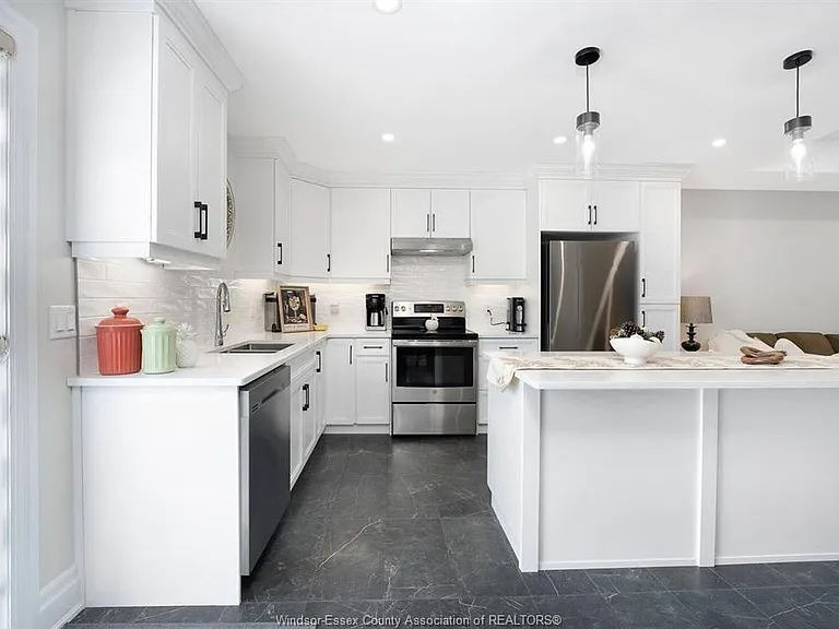 163 Lane St — Photo 12