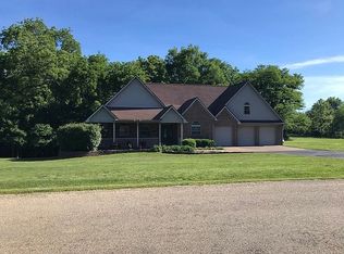 3900 W Deer Run Ct, Boonville, IN 47601