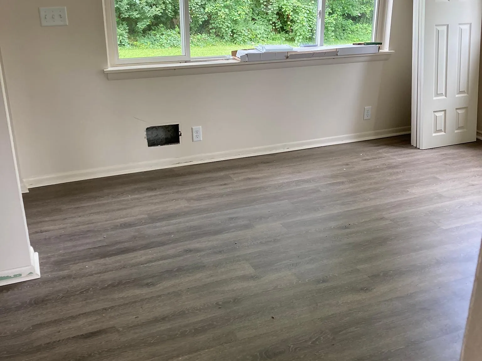 2 bed, 900 sqft, $1,300 — Photo 3