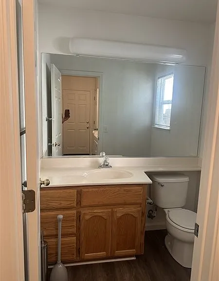 2224 Halsey Cir — Photo 12