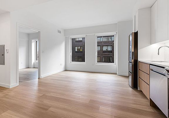 3rd image of 540 Waverly Ave APT 3Q