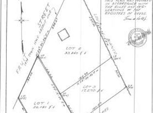 28 Fruit St, Newbury, MA 01922