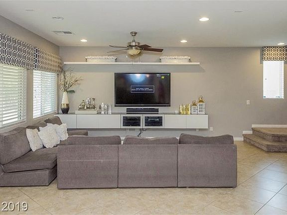 4th image of 4525 Cape Elizabeth St