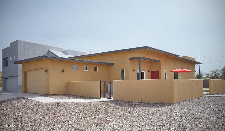 1st image of 3079 N Dasylirion Dr