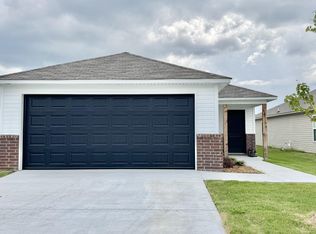 8113 Eastwood Creek Dr, North Little Rock, AR 72113