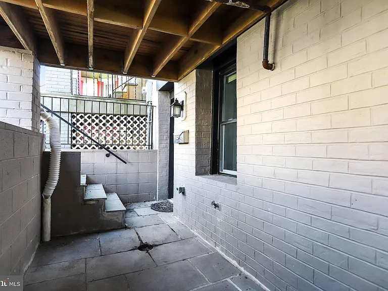 1350 Perry Pl NW — Photo 14