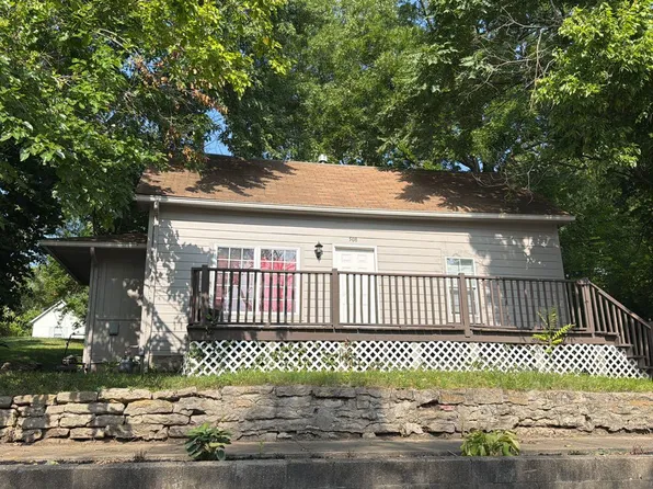 508 Shotwell St, Richmond, MO 64085
