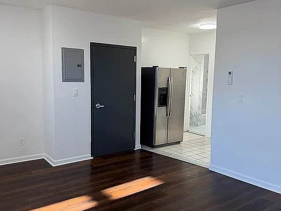 4th image of 2702 Astoria Blvd APT 3