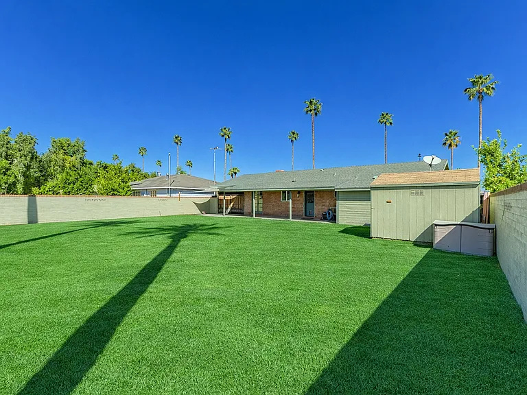 411 E Wigwam Blvd — Photo 4