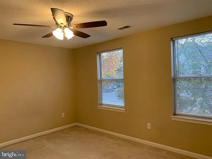 10010 Vanderbilt Cir #5-9 — Photo 22