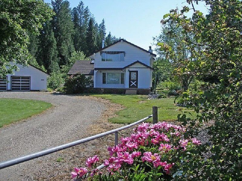 2nd image of 2443 Flowery Trail Rd