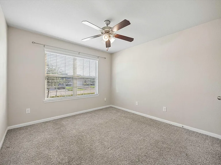 29523 Patricias Way — Photo 4